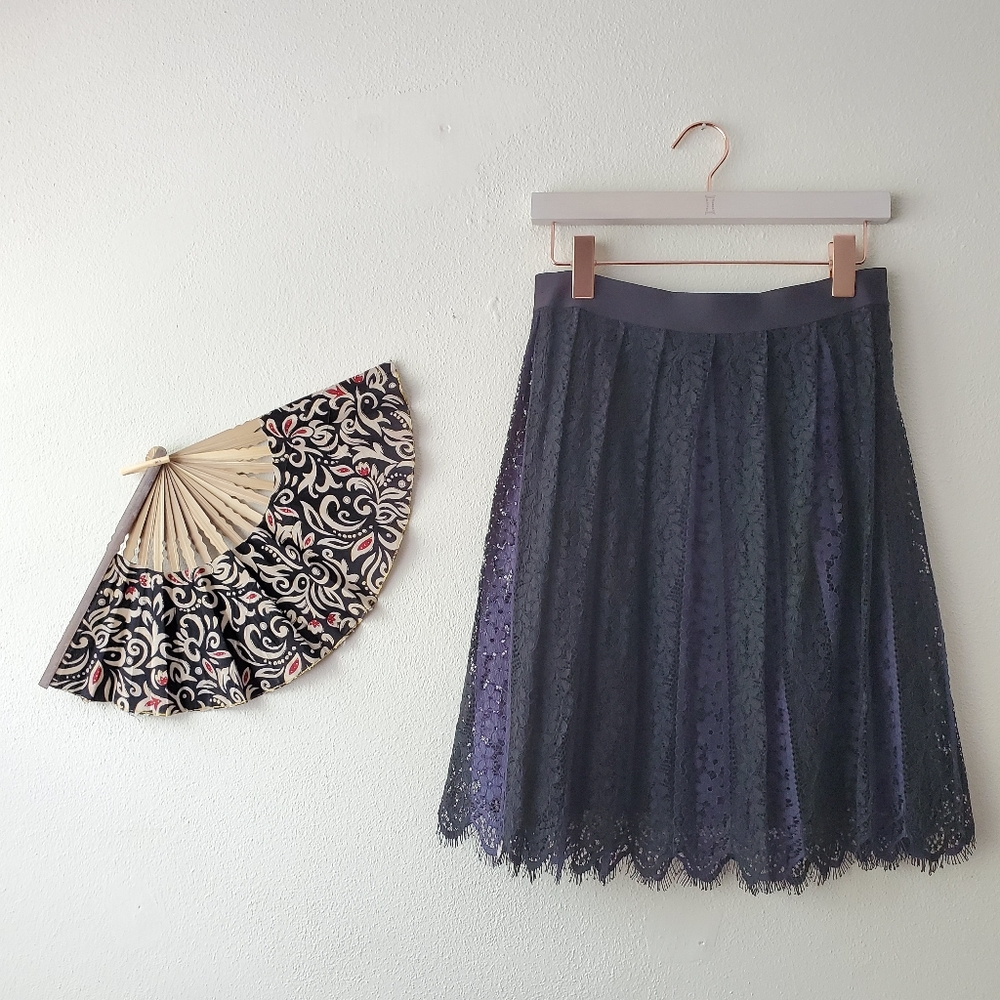 Max Studio lace pleated skirt